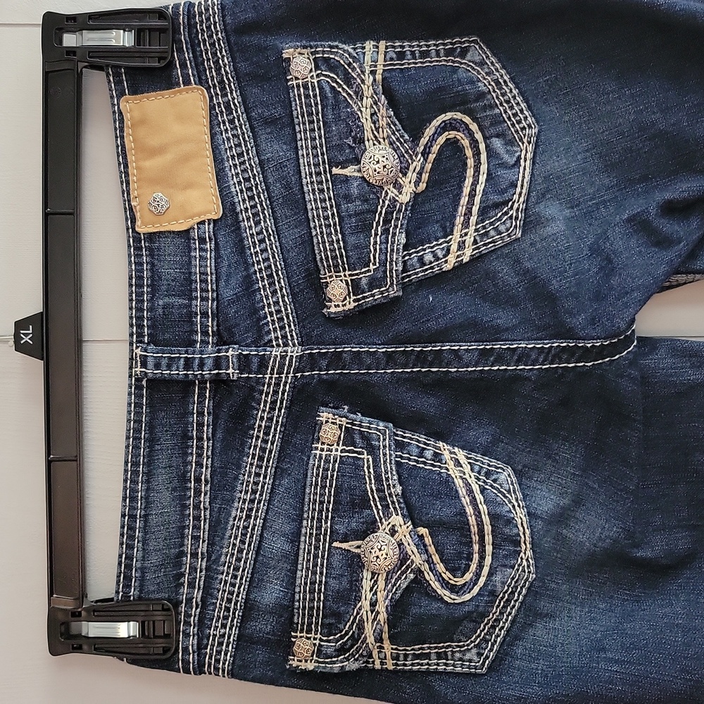 Silver Jeans Dark Wash Blue Jeans - Picture 3 of 6